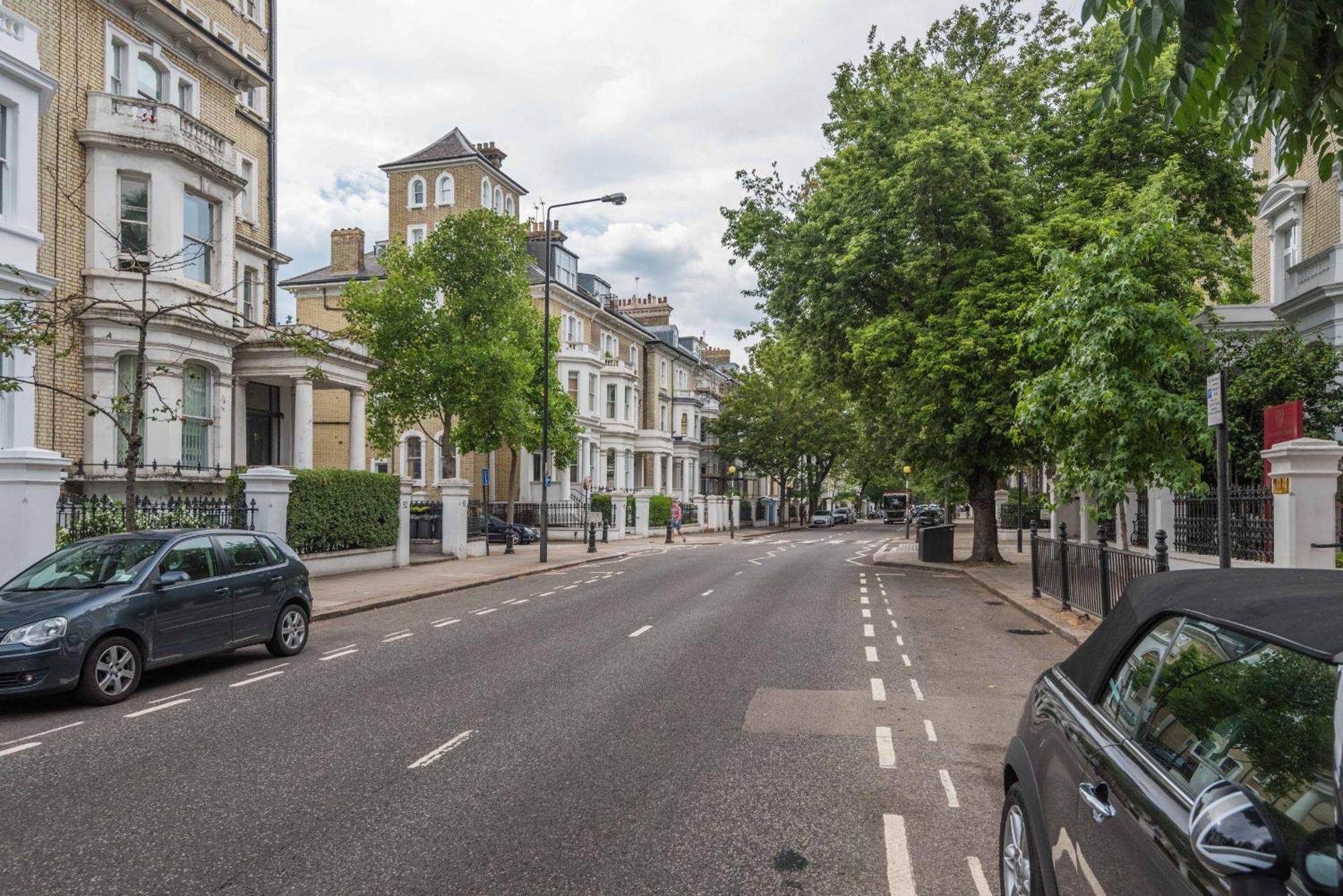 Lovely Chelsea Home Near The Thames By Underthedoormat Londra Dış mekan fotoğraf