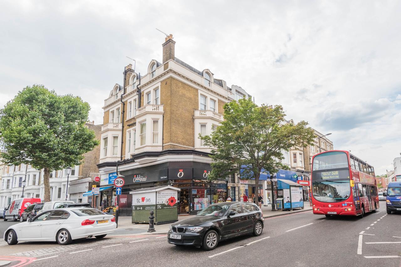 Lovely Chelsea Home Near The Thames By Underthedoormat Londra Dış mekan fotoğraf